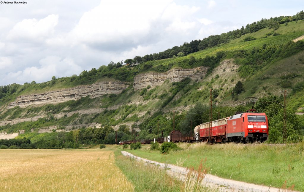 152 106-1 mit einem Mischer bei Thngersheim 23.6.11