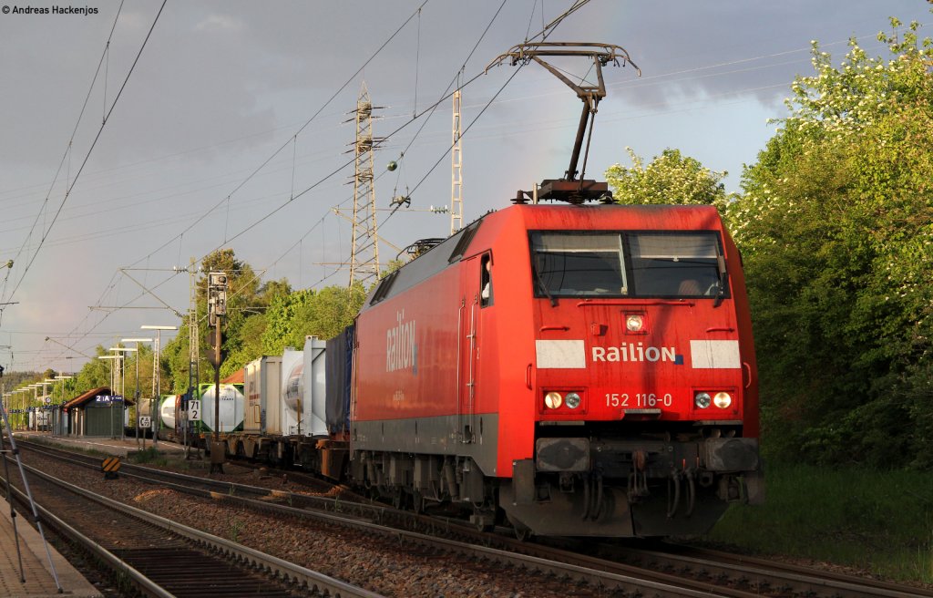 152 116-0 mit dem IKL 50510 (Singen (Htw)-Rheinhausen) Ausfahrt St.Georgen 18.5.11