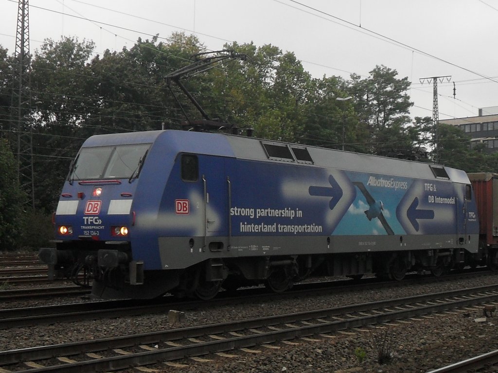 152 134-3 am 16.10.10 in Kln West.