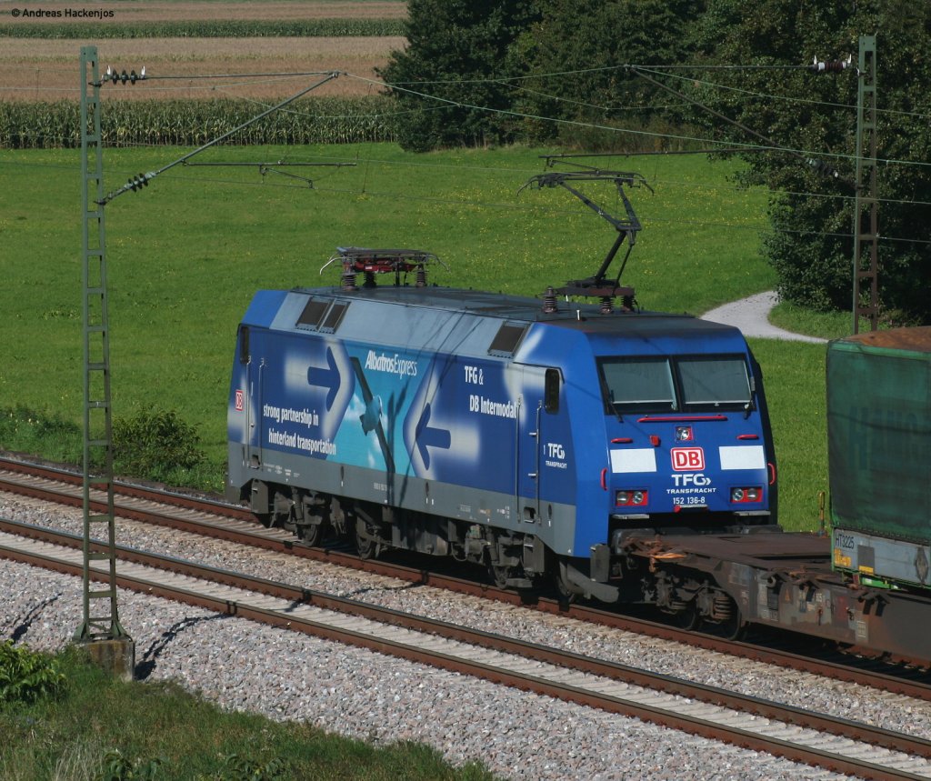 152 136-8 mit dem IKE 50034(Basel Bad Rbf-Bremen Grolland) bei Ettlingen 22.9.10