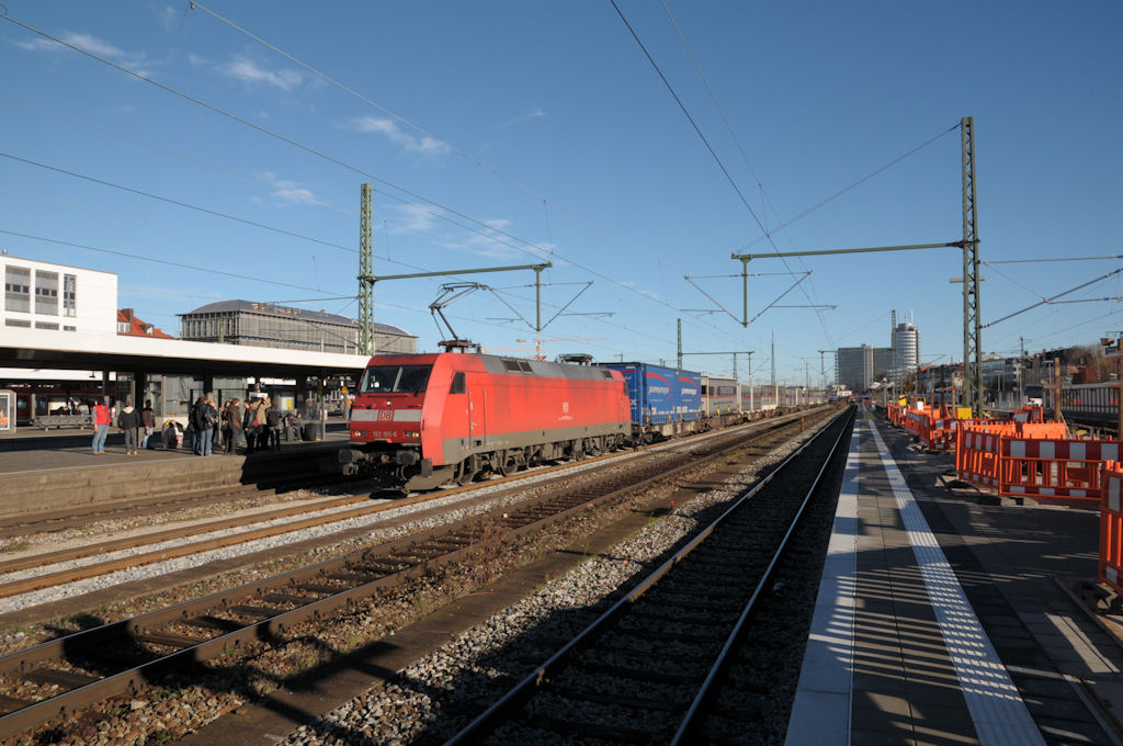 152 155 am 14.11.10 in Mnchen Ost
