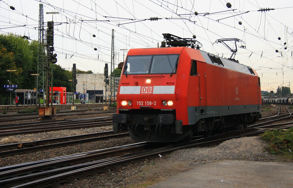 152 158-2 DB rangiert in Aachen-West bei Wolken am 21.9.2012.