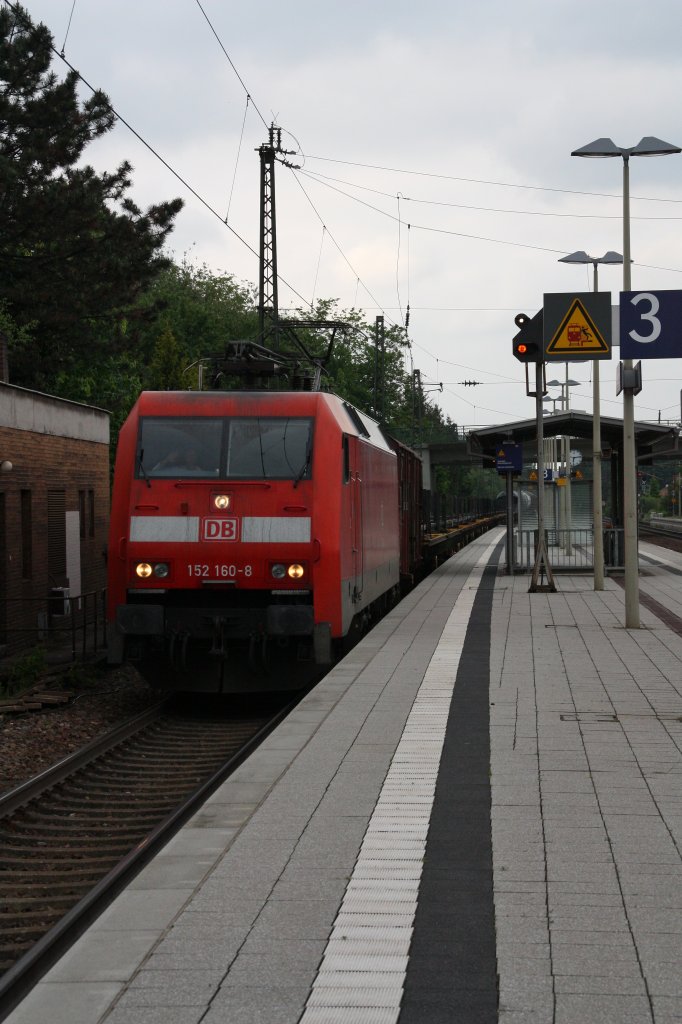 152 160 mit Gz in Richtung Heidelberg.Am 12.05.10 in Hemsbach.Gru� an den netten Tf!