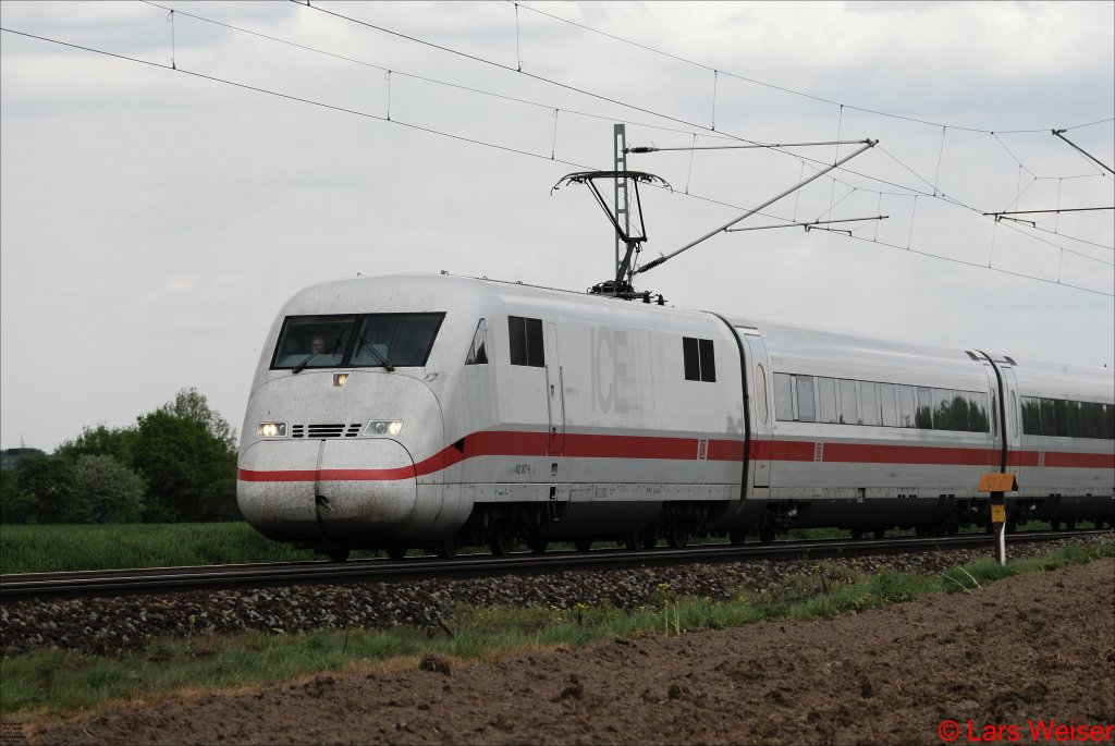 1.5.2010: ICE 402 007-9  Stendal  Berlin Ostbahnhof nach Kln/Bonn in Richtung Dortmund.