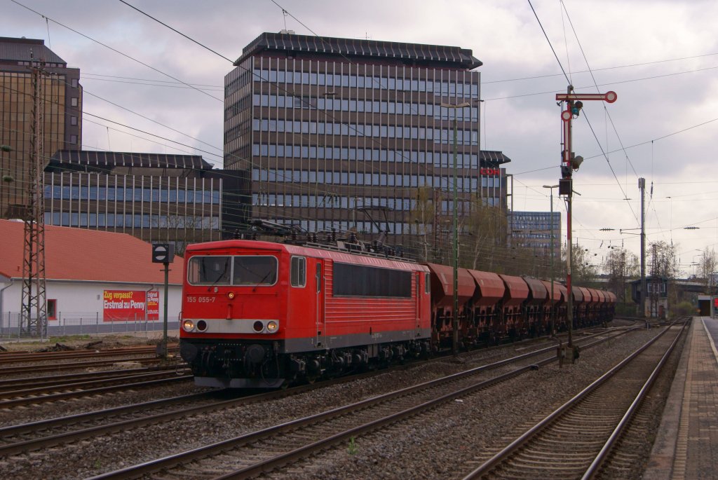 155 055-7 mit einem tds-Ganzwagenzug in D�sseldorf-Rath am 30.03.2012