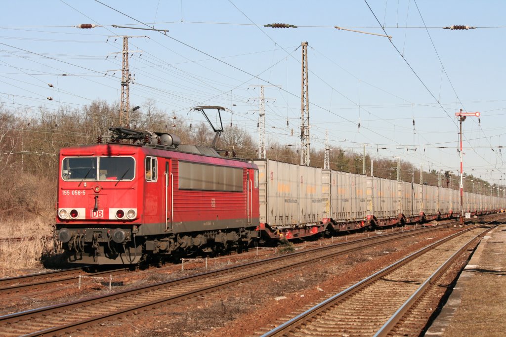 155 056-5 mit Continental Containerzug in Meinsdorf am 08.03.2011