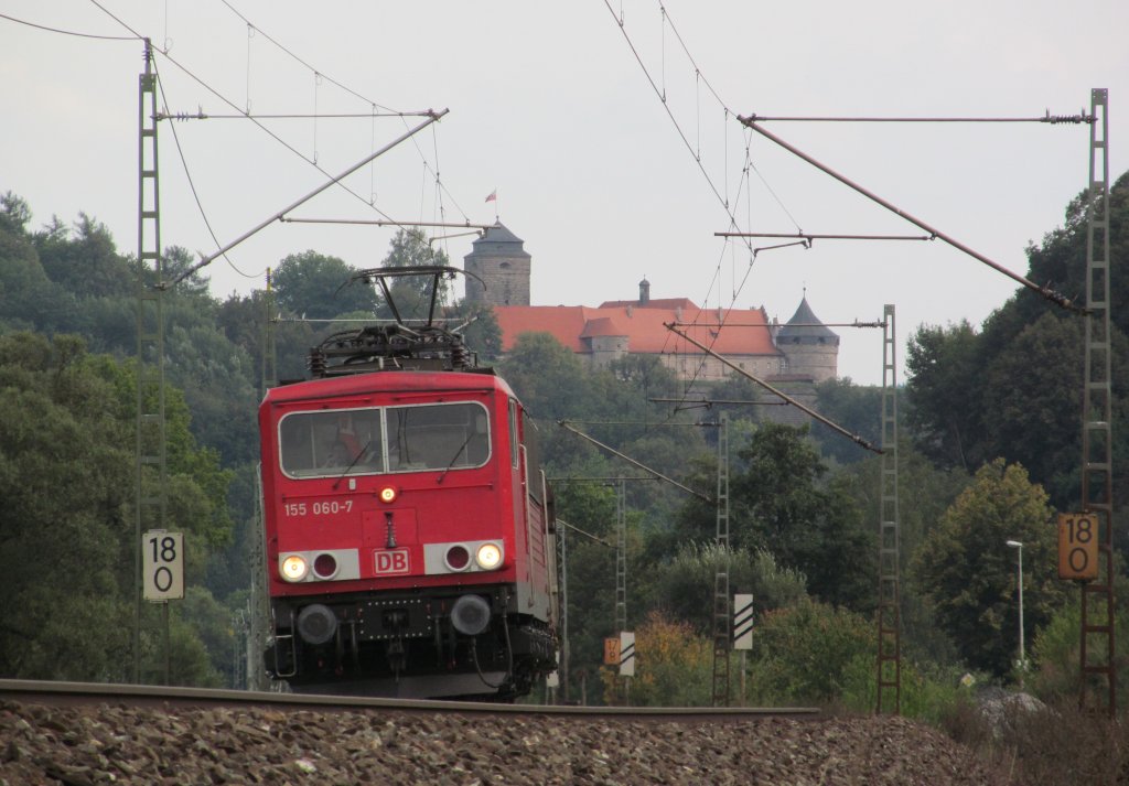 155 060-7 mit gemischten Gterzug am 18. September 2012 bei Kronach.