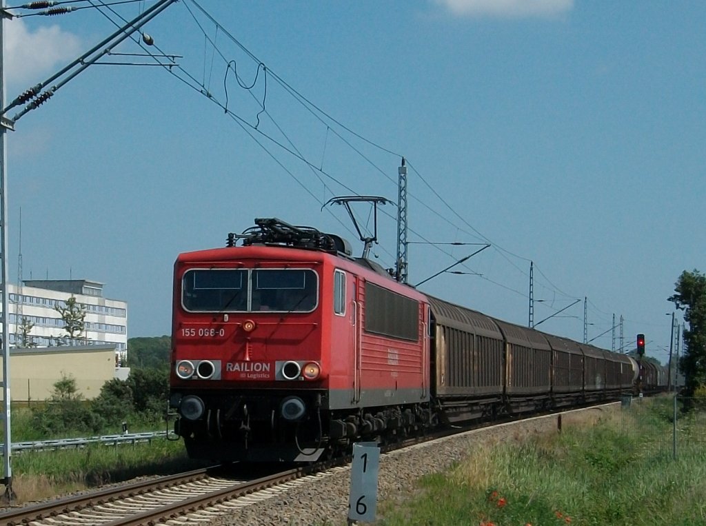 155 068 am 24.Juni 2010 bei der Ausfahrt aus Mukran in Mukran West.