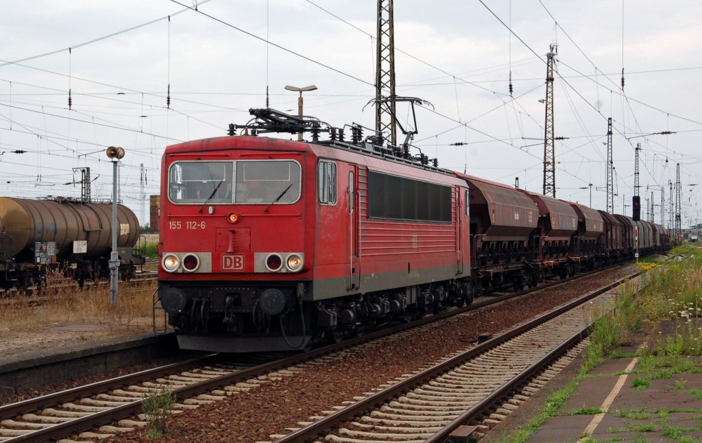 155 112 zieht am 05.08.10 einen gemischten Gz durch Gro�korbetha Richtung Wei�enfels. Gru� zur�ck.