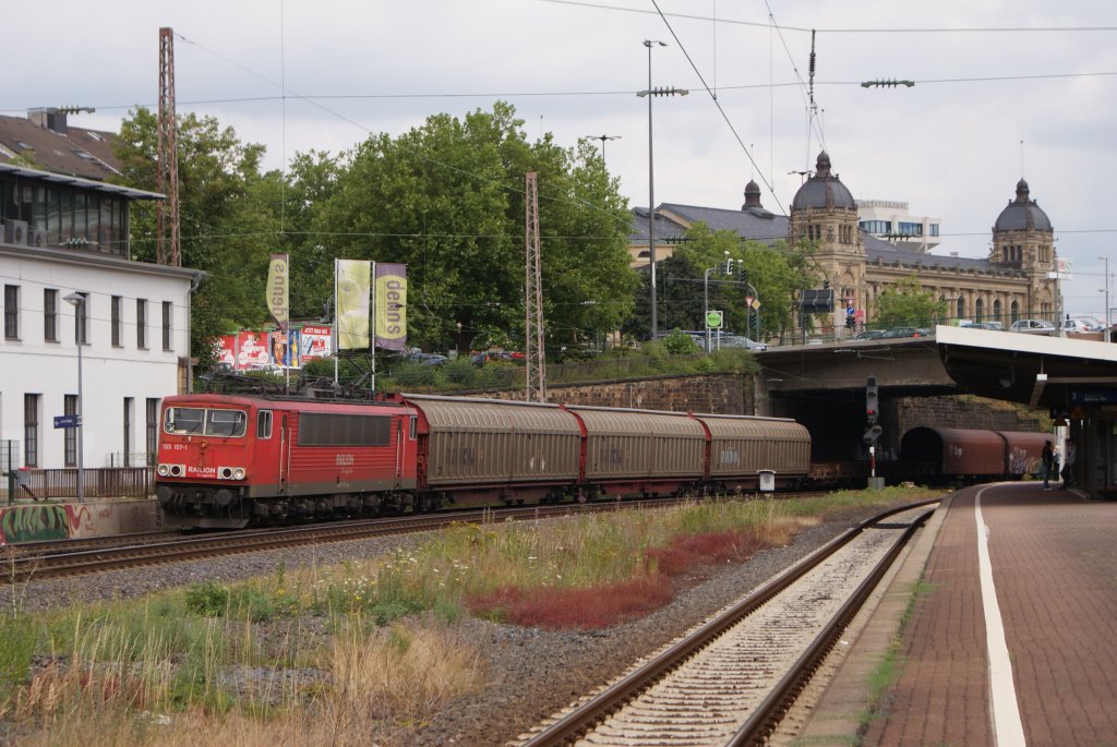 155 157-1 mit einem Gterzug in Wuppertal Steinbeck am 24.07.2010