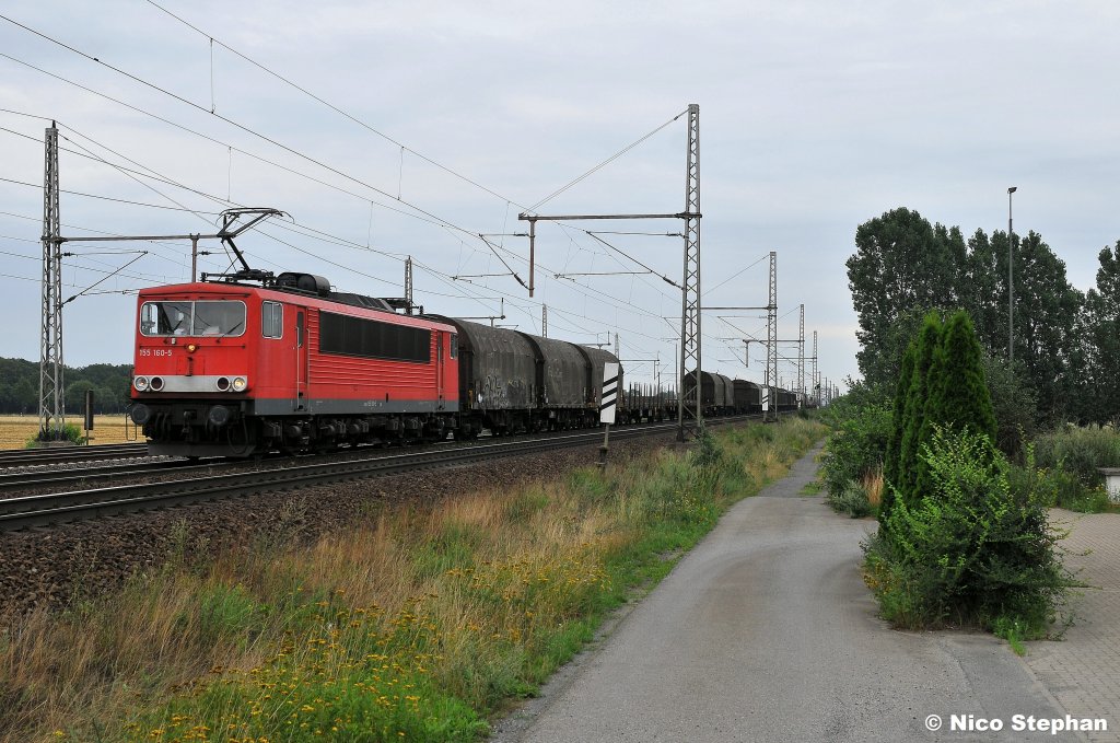 155 160-5 hatte mal wieder einen langen gemischten Zug zu befrdern (06.08.10 Dedensen-Gmmer)