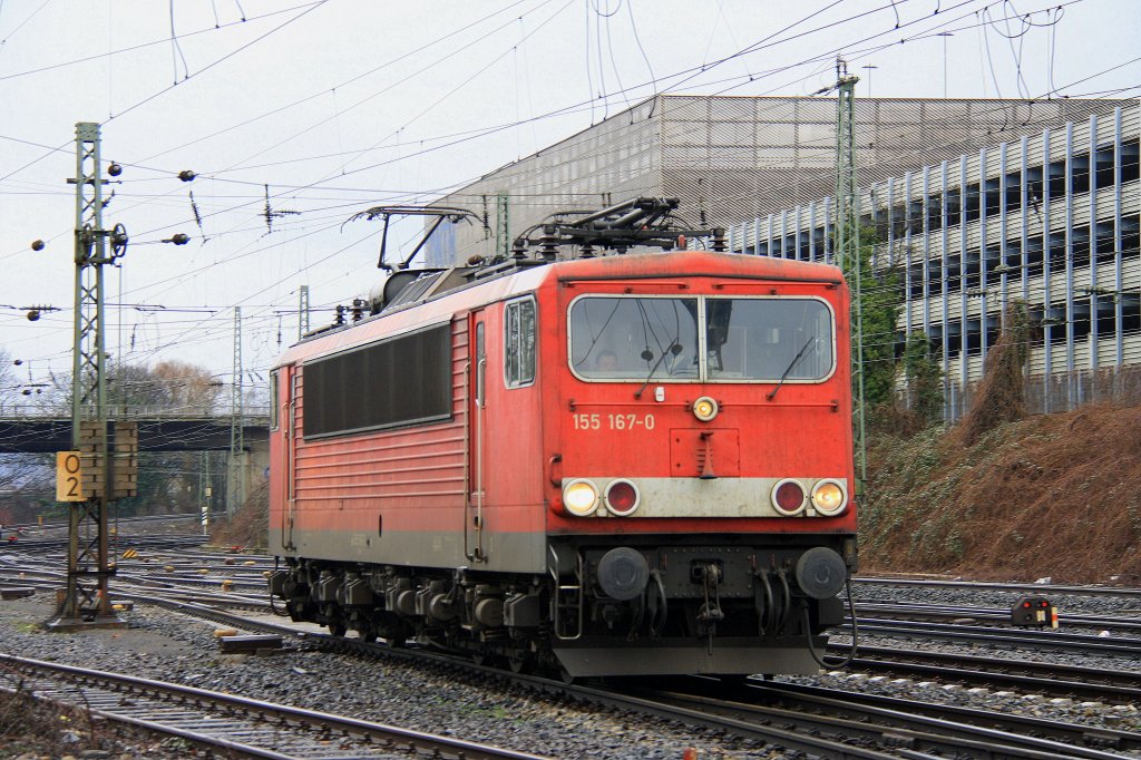 155 167-0 rangiert in Aachen-West bei Wolken am 4.3.2012.
