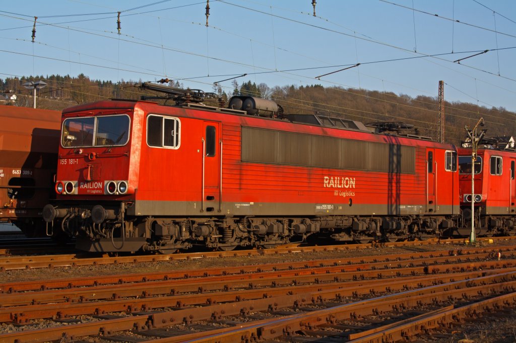 155 181-1 der RAILION Logistics abgestellt am 08.03.2011 in Kreuztal.