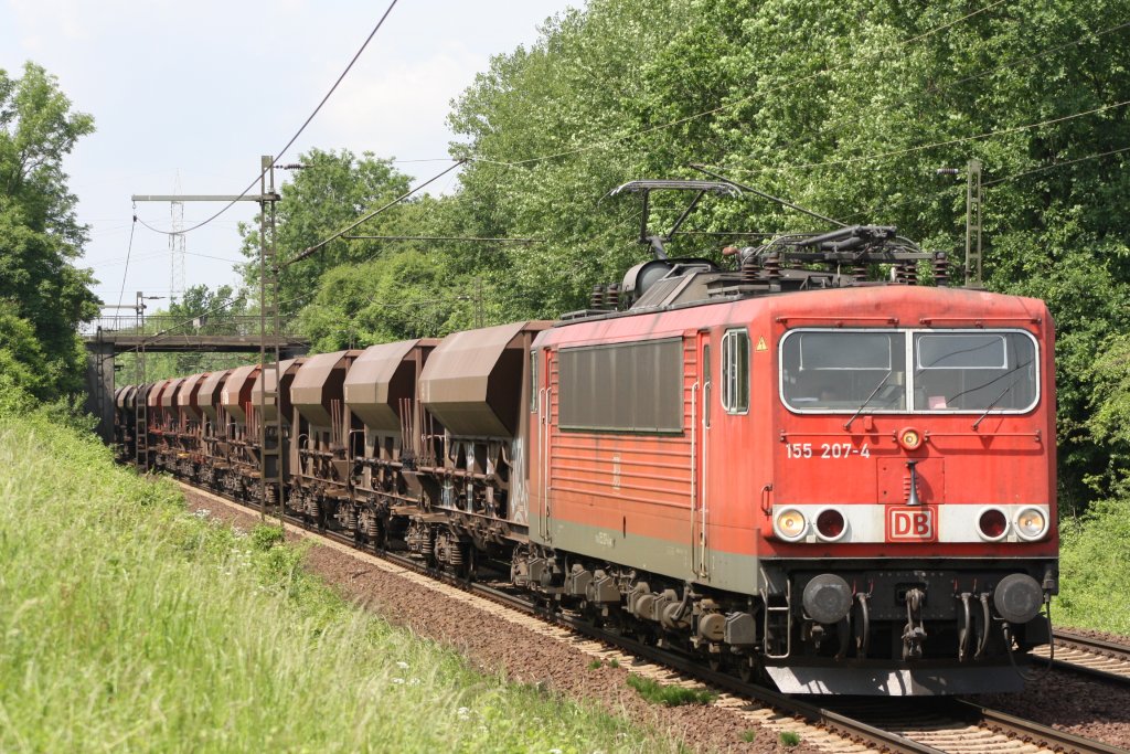 155 207 mit einem Kalizug in Ahlten am 08.06.2010