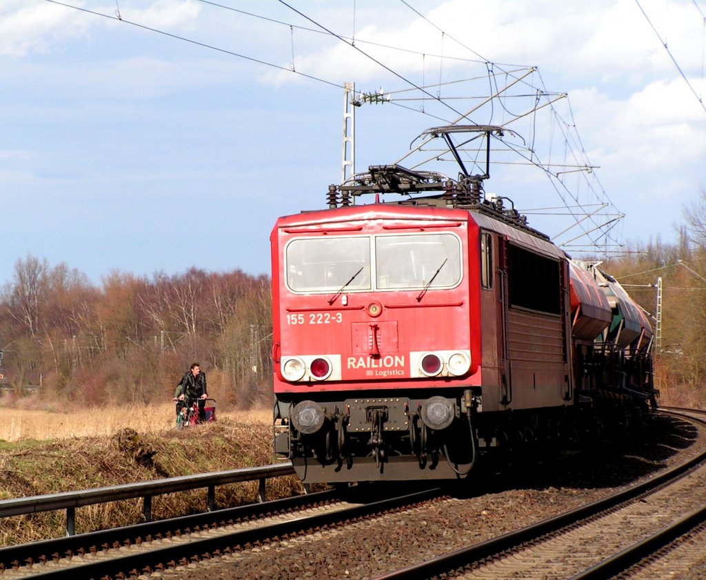 155 222-3 der Railion Logistics mit Gipszug am 26.2.2010 in �bach - Palenberg auf dem Weg nach Aachen