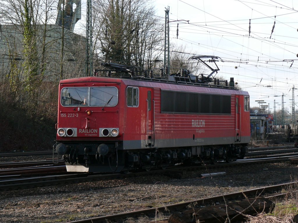 155 222-3 rangiert in Aachen-West. Aufgenommen am 27/02/2010.