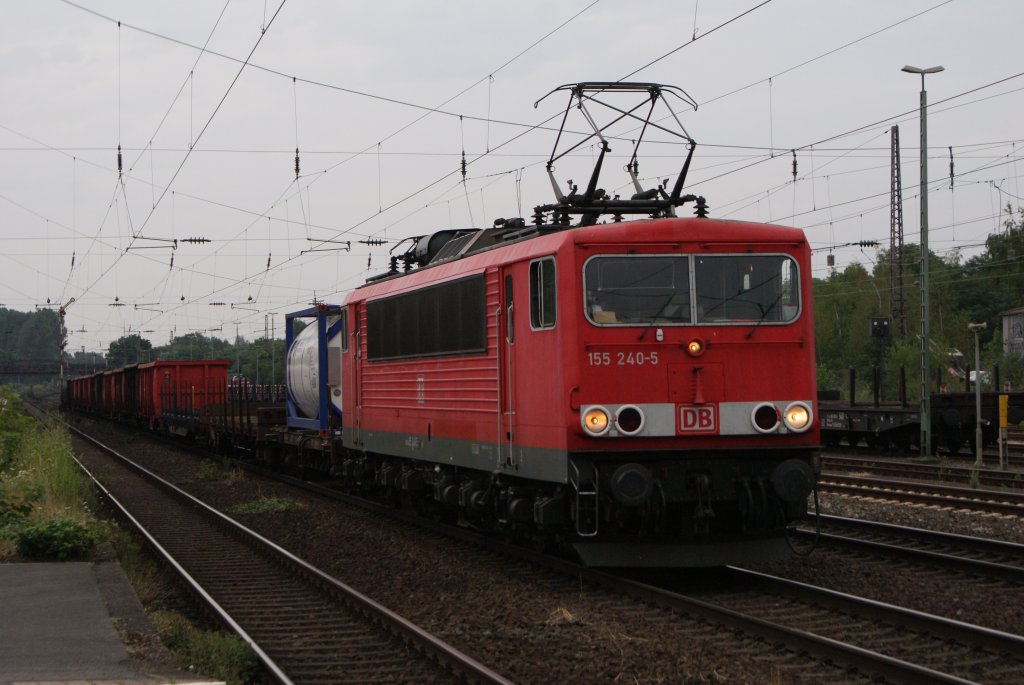155 240-5 mit einem G�terzug in D�sseldorf Rath am 21.07.2010