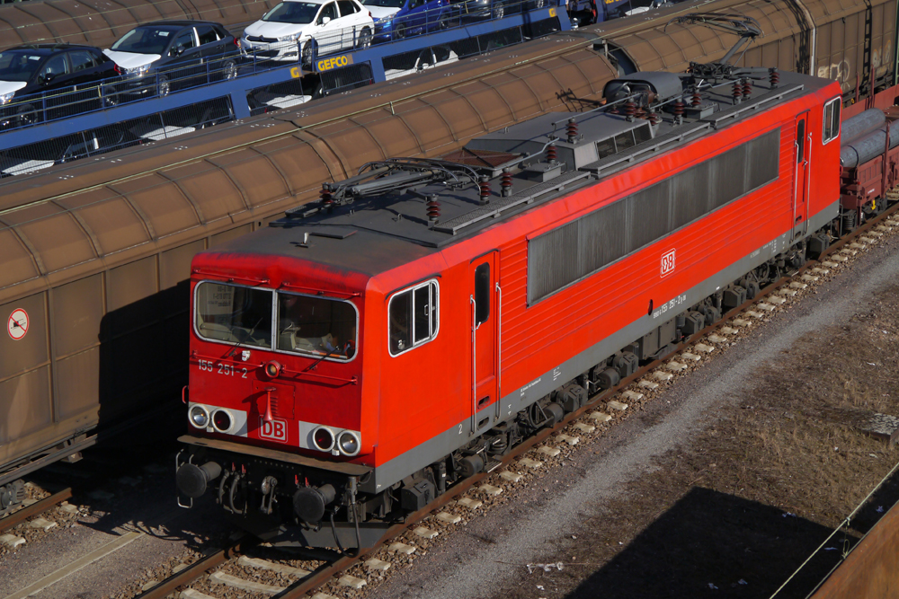 155 251-2 im Mannheimer Rbf. (20.03.12)