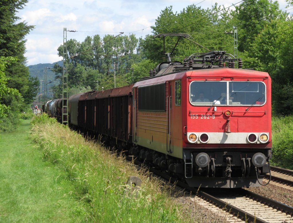 155 262-9 am 11.6.2011 bei Unkel.