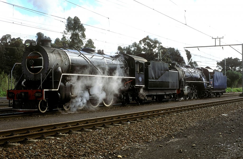 16D-860 + 16DA-879  Dal Josafat  02.09.01