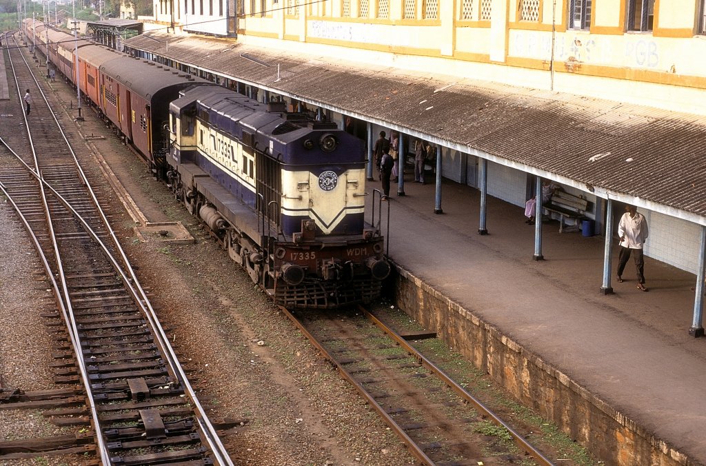  17335  Mettupa - Laiyam  10.04.96