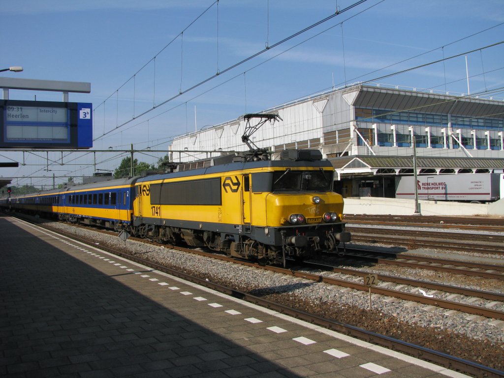 1741 im Bhf Sittard am 25. Juni 2010