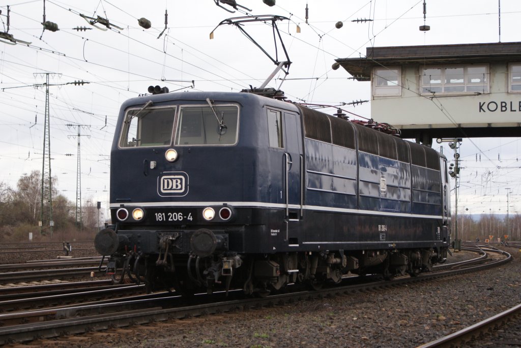 181 206-4 bei der Lokparade in Koblenz-Ltzel am 03.04.2010