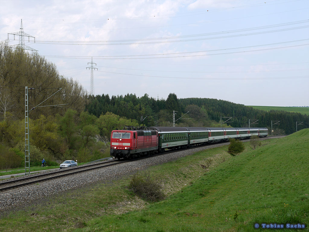181 207 mit IC 181 von Stuttgart nach Zrich HB 

Aufgenommen am 23.04.2011