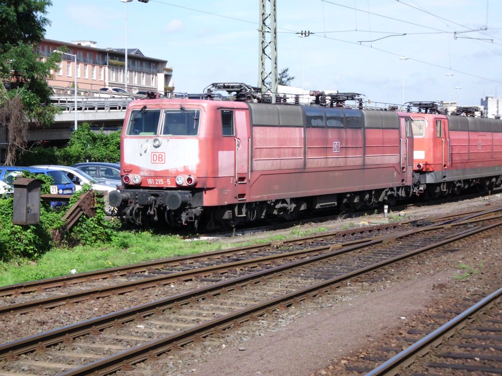 181 215 abgestellt im Hbf Koblenz am 14.09.2010.