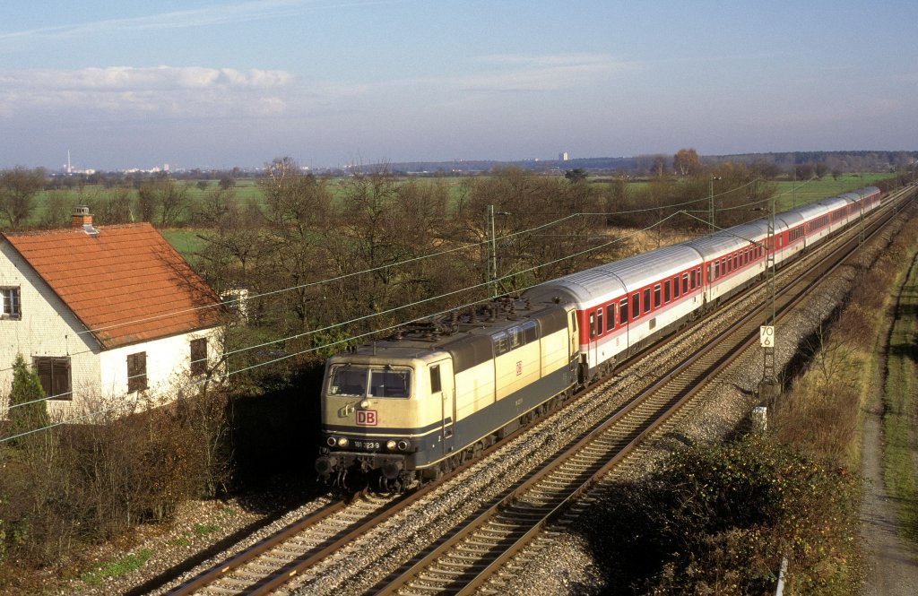 181 223  bei Durmersheim  26.11.95