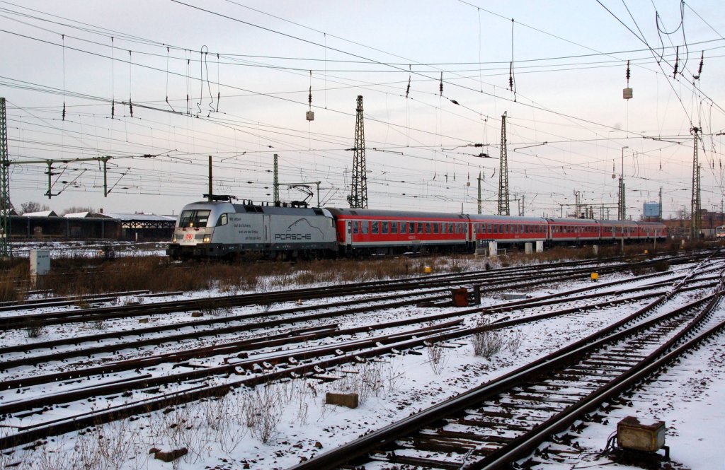 182 004 erreicht am 20.12.09 den Leipziger Hbf.