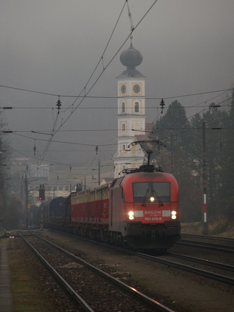 182-010 mit GZ am 5.12.2009 in Wernstein am Inn 
