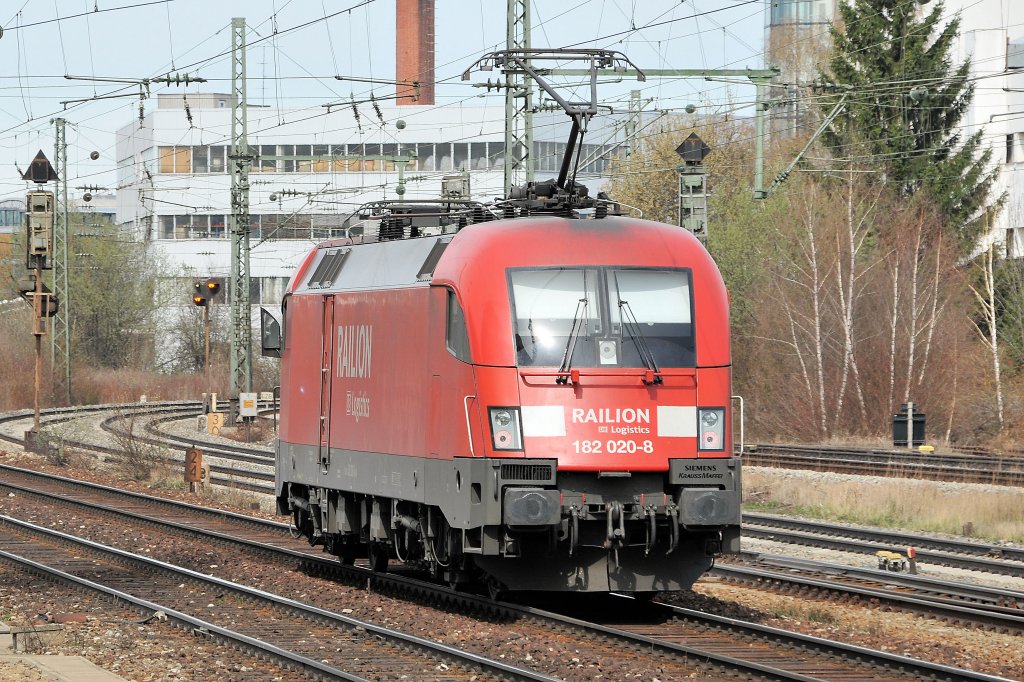 182 020 am 03.04.10 am Heimeranplatz