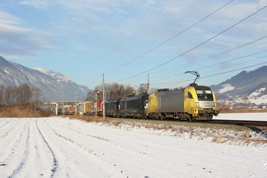 182 510 + 598 + 189 910 mit DGS 43101 am 29.01.2011 bei Schwaz.