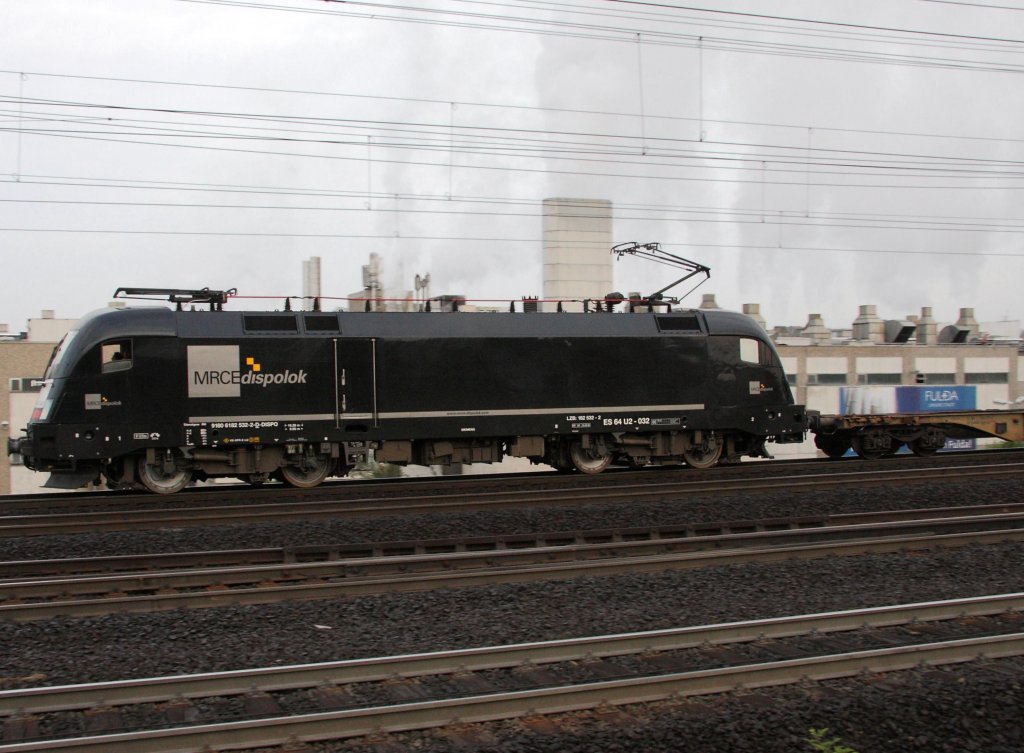 182 532-8 (ES64 U2-032) bei der durchfahrt in Fulda am 25.08.2009