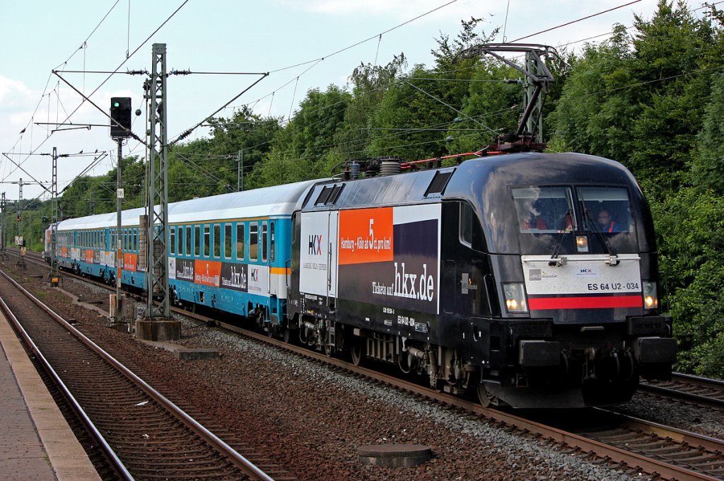 182 534 & 182 530 mit einem Probelauf des neuen HKX (Hamburg-Kln-Express) in Kln Stammheim am 03.07.2012