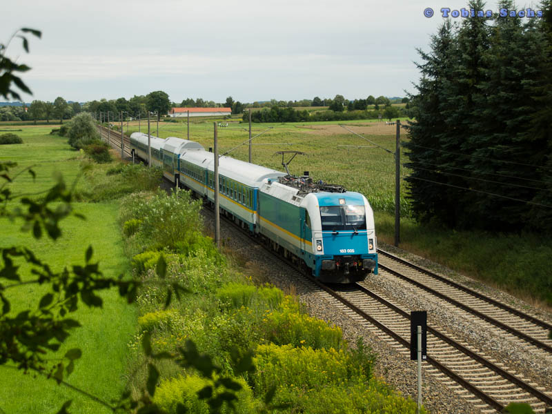 183 005 mit ALX 84113 bei Langenbach(Oberbay) am 08.08.2011