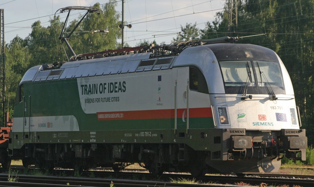 183 701 steht am 30.5.11 in Duisburg-Entenfang