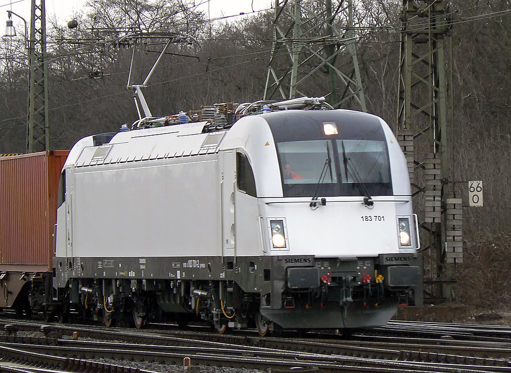 183 701 whrend eines Regenschauers in Gremberg am 24.02.2010