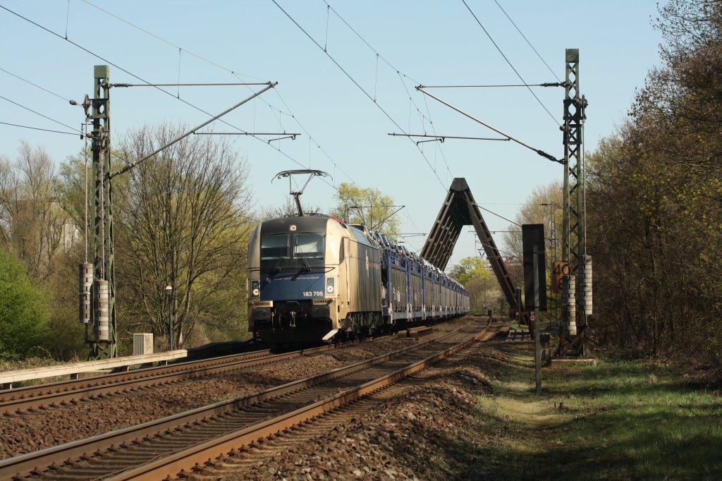 183 705 in Dren (Dreigurtbrcke/Rur) am 02.04.11