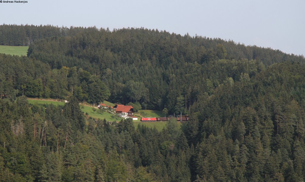 185 *** mit dem EK 55834 (Villingen(Schwarzw)-Offenburg Gbf) bei Triberg 20.8.12