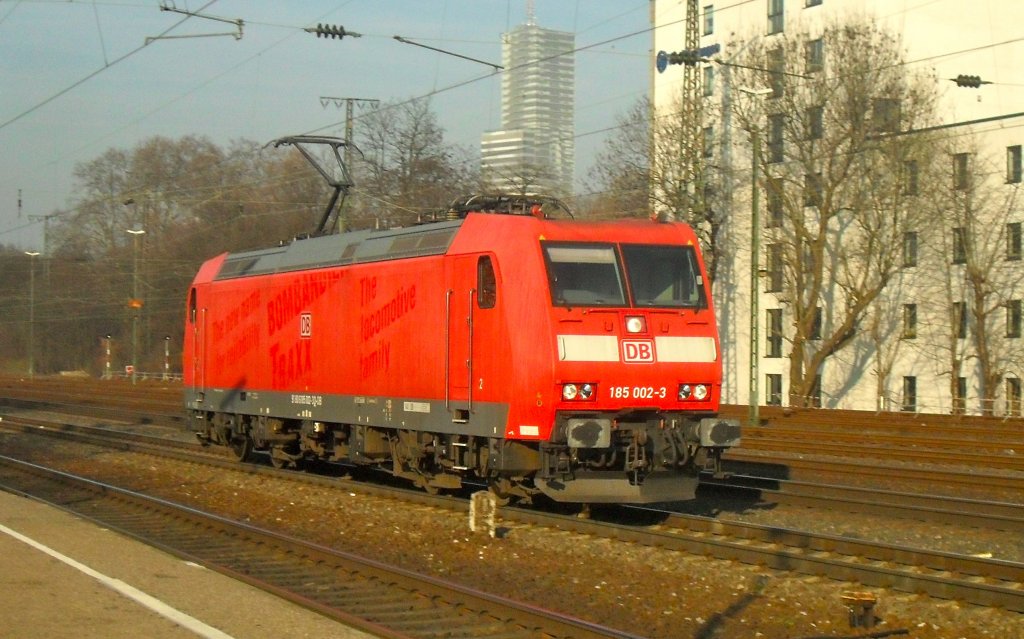 185 002-3 am 4.3.11 in Kln West.