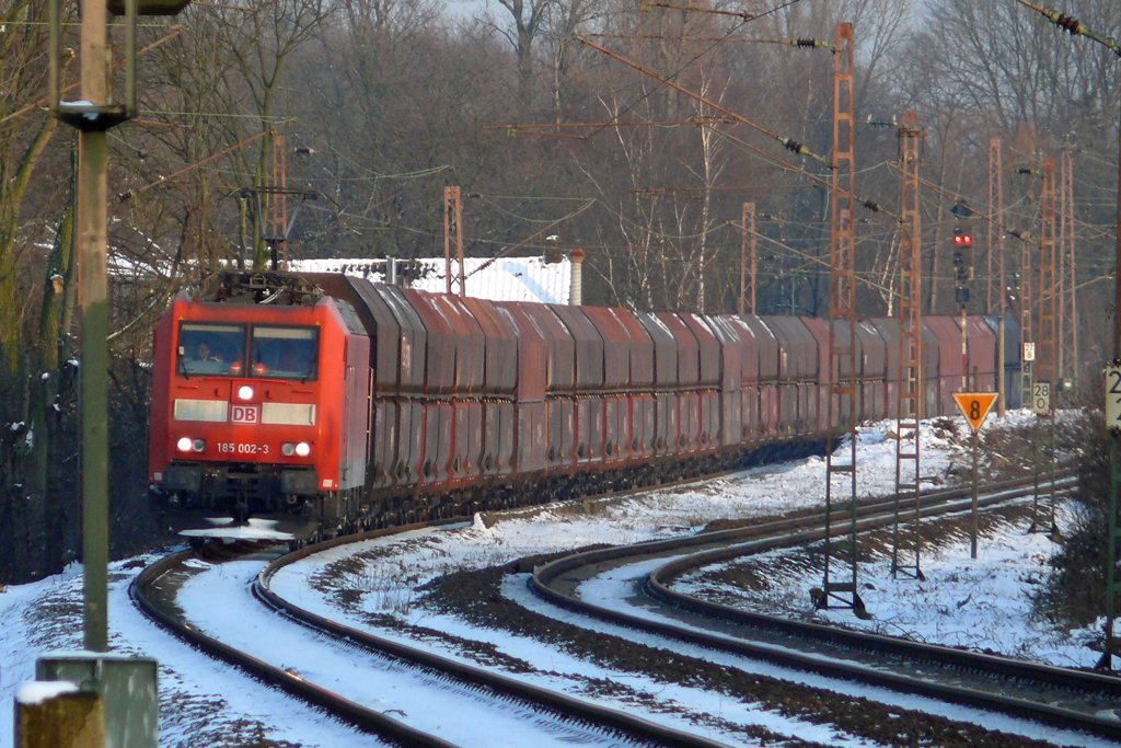 185 002-3 in Gelsenkirchen Bismarck 7.1.2010