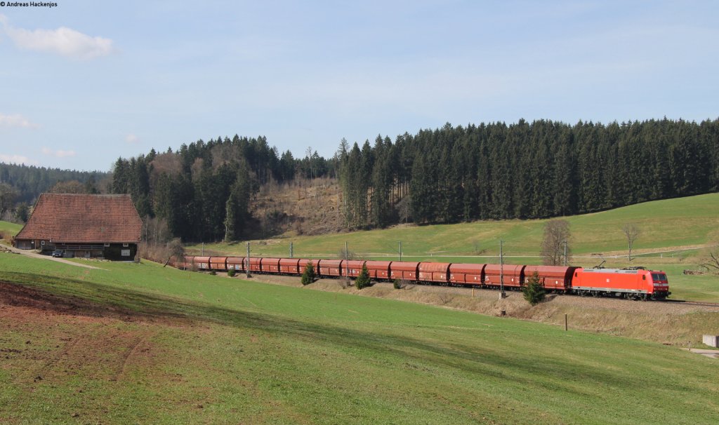 185 003-1 mit dem GM 49364 (Singen(Htw)-Amsterdam Westhaven) bei Stockburg 17.4.13