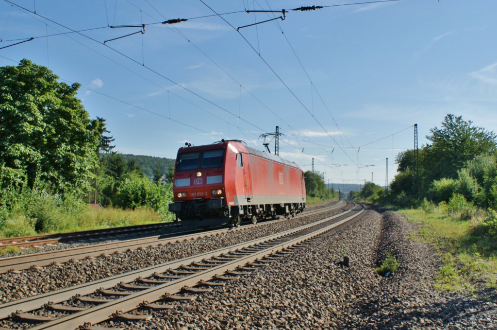 185 012-2 allein auf der Fahrt nach Fulda am 01.08.13.