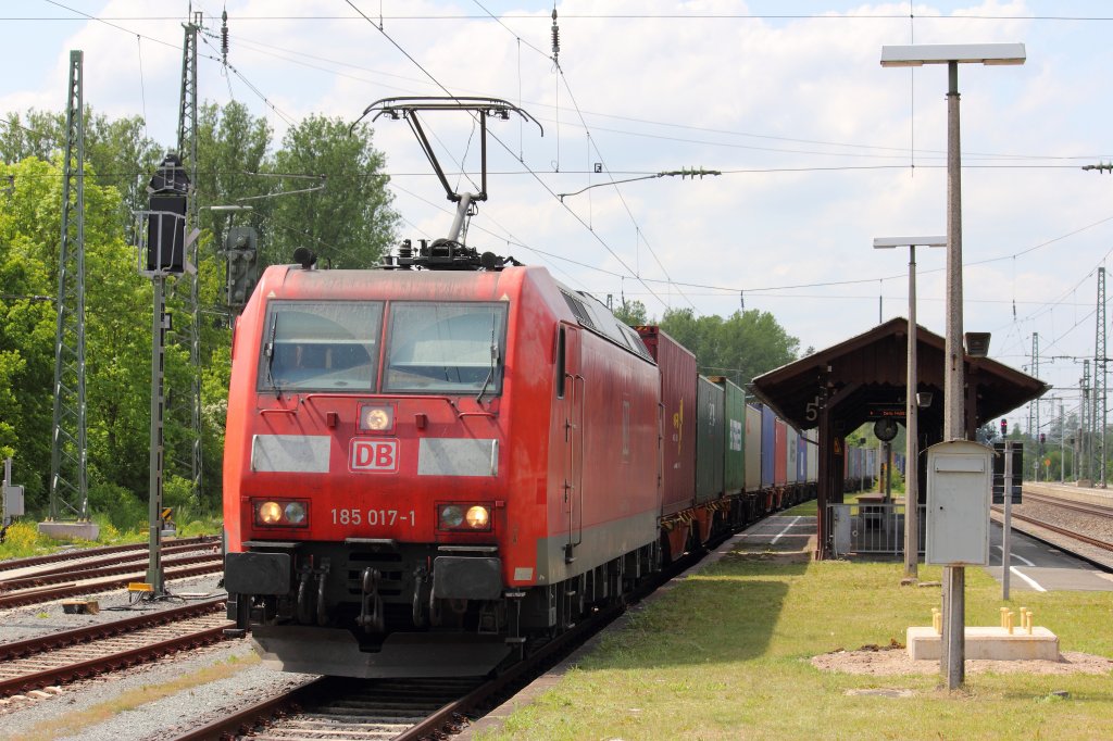 185 017-1 DB in Hochstadt/ Marktzeuln am 19.05.2012.