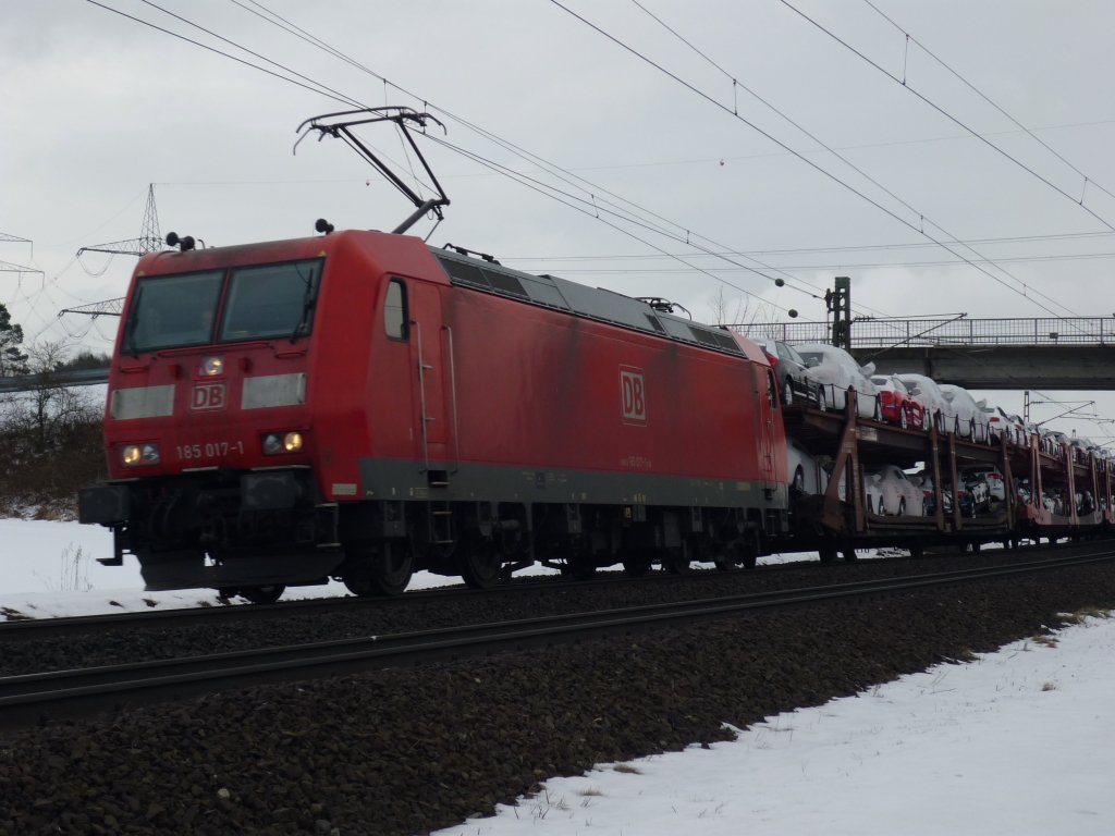 185 017-1 mit Gz, zwischen Gemnden (Main) und Karlstadt (Main), am 03.02.2010