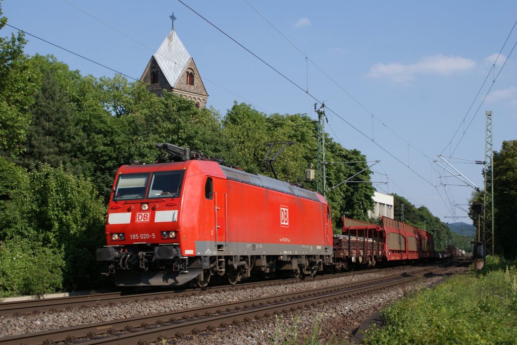 185 020-5 mit gem. Gz in Bonn Oberkassel am 26.06.2010