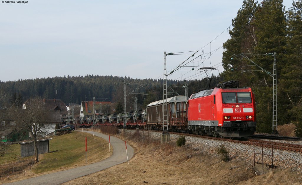 185 030-4 mit dem M 62966 (Hausbergen-Donaueschingen) bei Peterzell 3.3.12