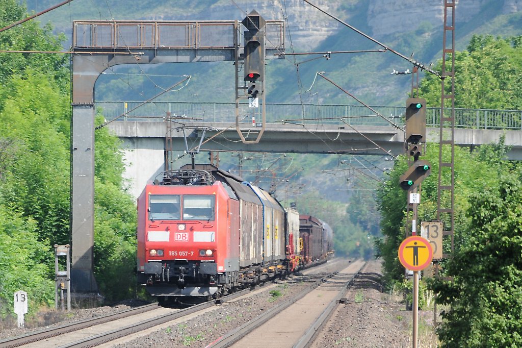 185 057 am 23.06.10 in Thngersheim